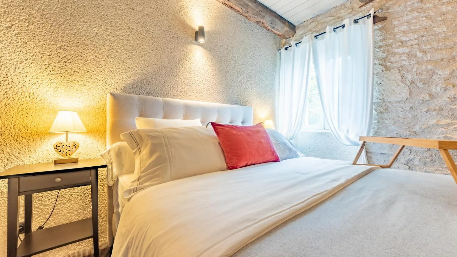 ベッド・アンド・ブレックファスト Les Chambres Du Presbytere Montagudet
