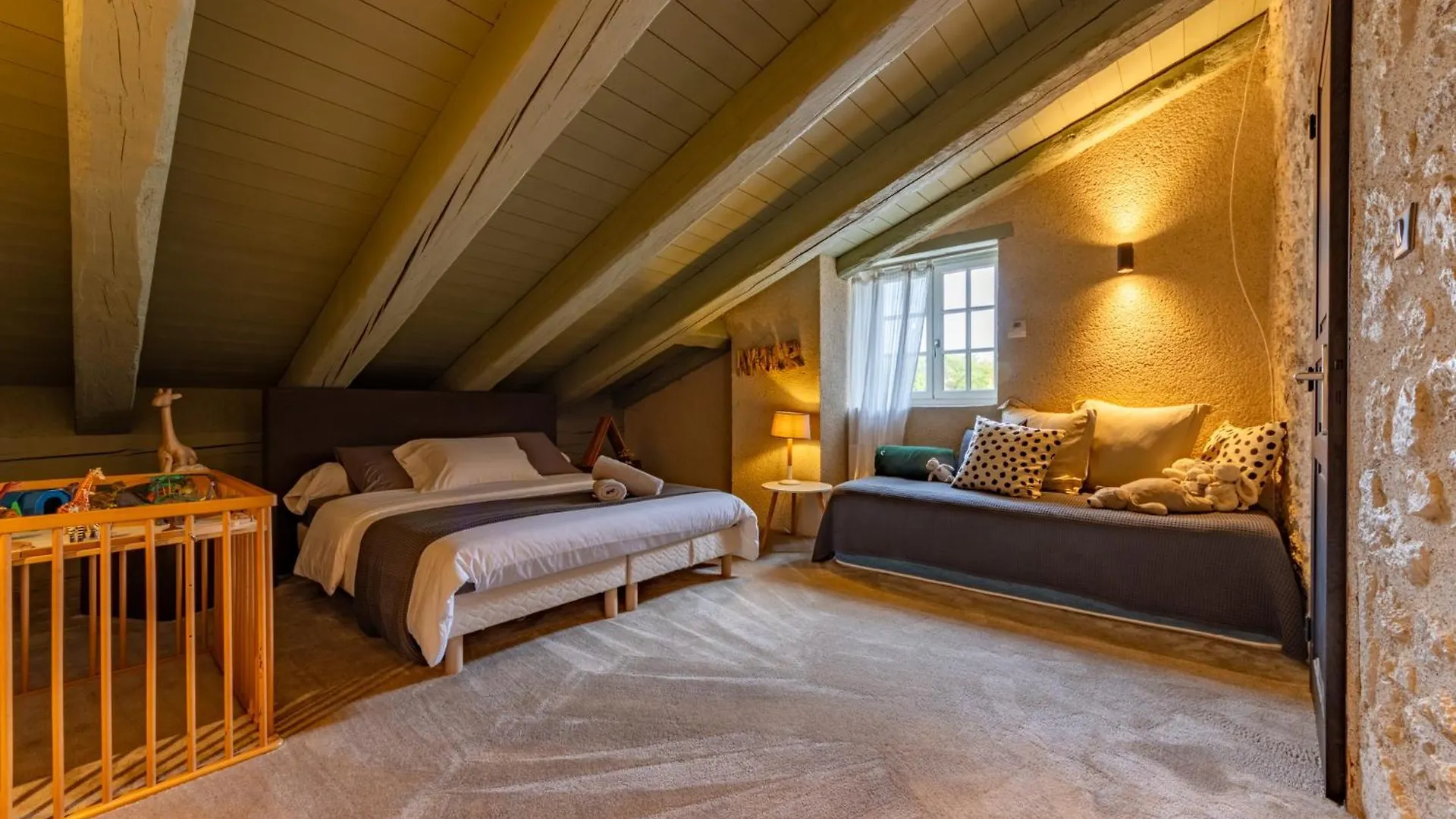 ベッド・アンド・ブレックファスト Les Chambres Du Presbytere Montagudet