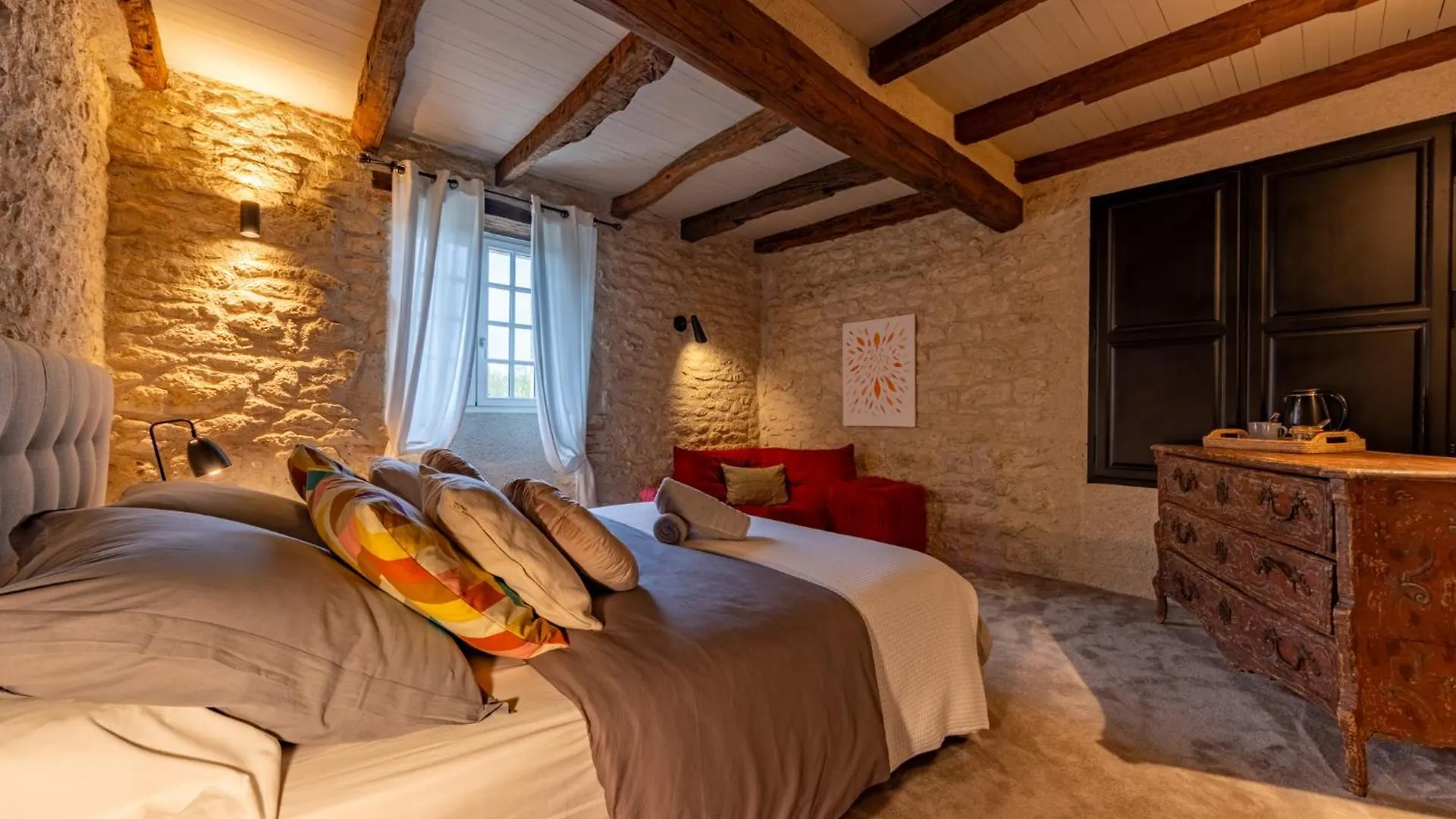 Les Chambres Du Presbytere Montagudet フランス